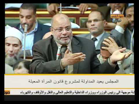 إبراهيم المجتمع مطالب بالوقوف مع المرأة المعيلة