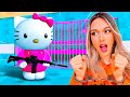 Escaping HELLO KITTY'S Prison Run (ROBLOX)!