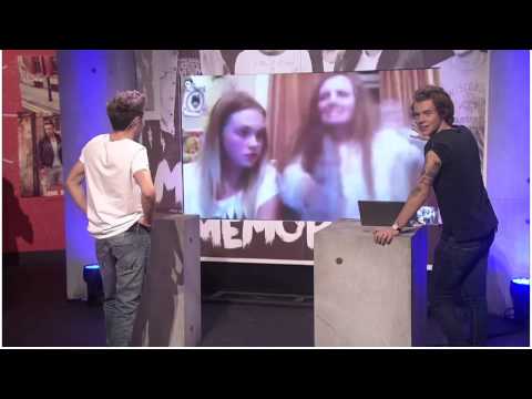 1DDay the girl on skype:')