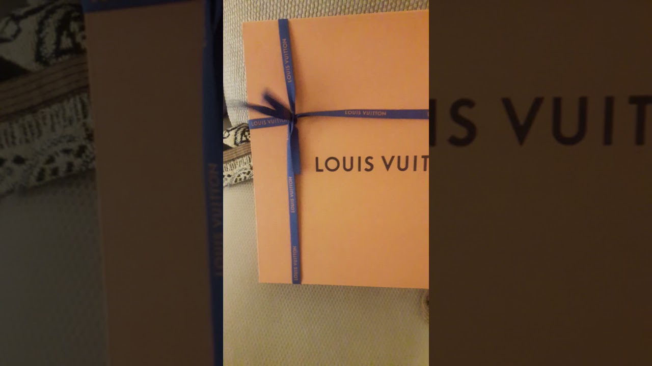 UNBOXING Louis Vuitton Mens 2018 Eclipse Clutch Box Trunks RARE item 