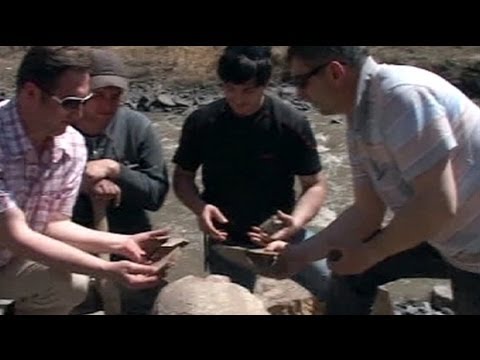 Video: Versteinerte Dinosaurier-Eier Wurden In Tschetschenien Gefunden - Alternative Ansicht