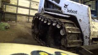 Bobcat 763 skid steer tracks