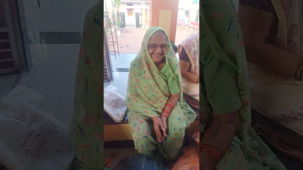 #निमाड़ी# लोकगीत 💯वाह💯 मेरी बहना हंसी मजाक वाला  गीत🏍️ मोटर🏍️ साइकिल🛵🛵 लाई दिजो 🧑‍🎄स्वामी हाऊ 🧑‍🚒नै 