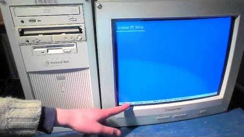 Windows NT 5.0 Build 1585 Blue Screen of Death