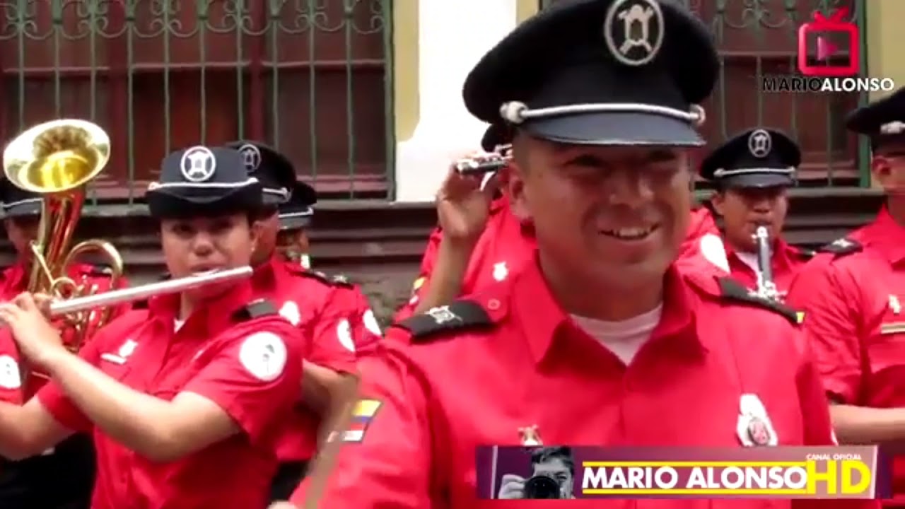 Banda del Cuerpo de Bomberos de Quito MIX ALBAZOS ECUATORIANOS