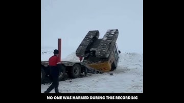 Daily Safety Fails🤯This is WHY You Must Load Heavy Equipment Correctly🤯#safetyfails #fails #fail