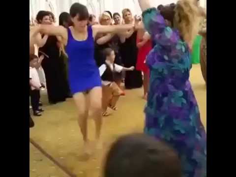 Kafkazlı kızdan azeri düğününde super dans