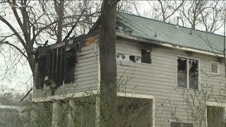 Lightning strike could be to blame for 2-story blaze in Atlanta neighborhood