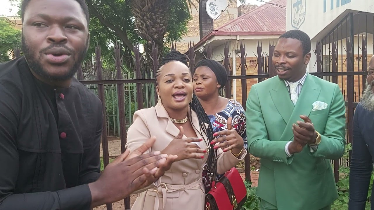 louange en tshiluba ensemble avec le fr fiston badibanga papa @benjaminkayombotv4219 @julia kapinga 🔥🔥🔥