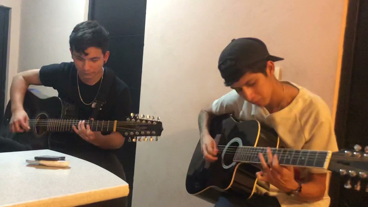 Ariel Busani - Plush / Pablo Maldonado M