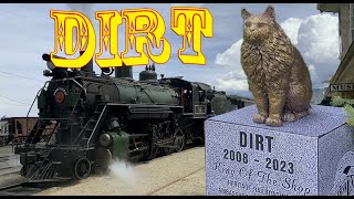 Funeral for a Cat - Dirt the Cat Memorial May 28 2023