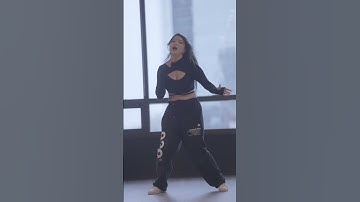 Thumbnail of IZ*ONE (아이즈원) - 환상동화 (Secret Story of the Swan) DanceBreak cover by Grace