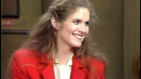 Julie Hagerty on Letterman, December 1, 1982