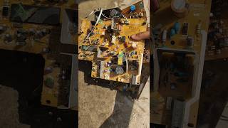 Cleaning Old Electronics circuit board with 775 Motor Water Pump ⚡ #DIY #775Motor #Cleaning