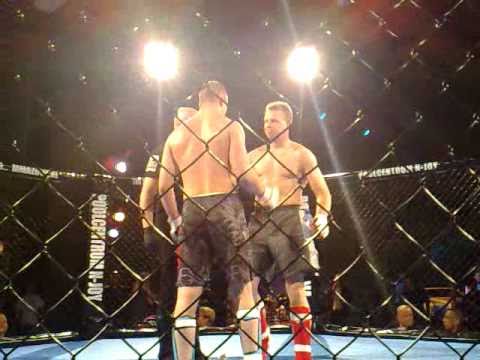 Max vs. Wiebe Visser, Semi fights 17 april 2010