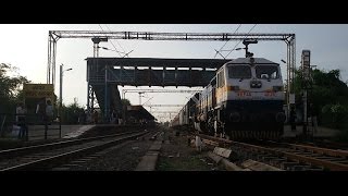Massive Offlink BGKT WDP4D #40128 with 22696 Jaipur - Yesvantpur Premium Express