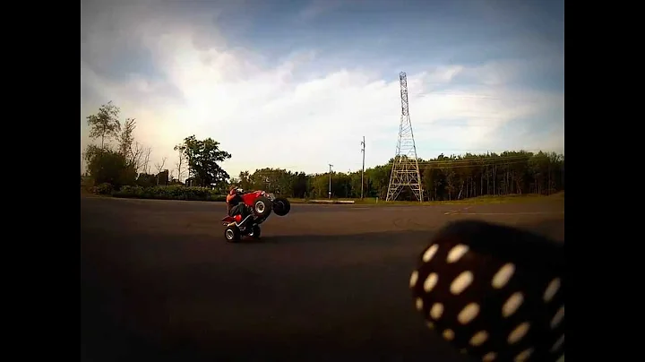 Edwin Honda 450 doing wheelies