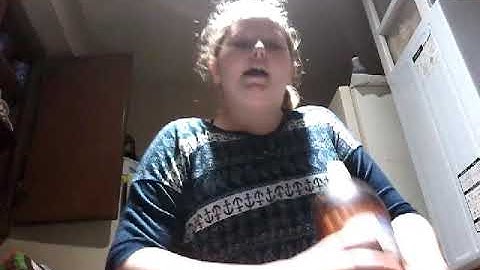 how to make a rootbeer float ( read description)