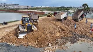 Mega Engineering: Building a Road Across a Vast Lake with SHANTUI Bulldozer and SHACMAN 25 Ton Truck
