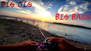 Big Jig Caught A Big BASS !! ( Help Guess The Weight)