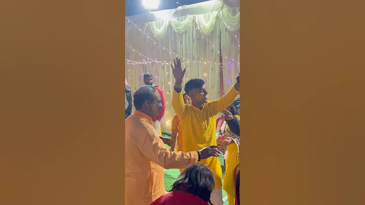 💃✨ Epic Wedding Dance at Haldi Ceremony! 💛💫 Pure Joy & Traditional Vibes! 🎉