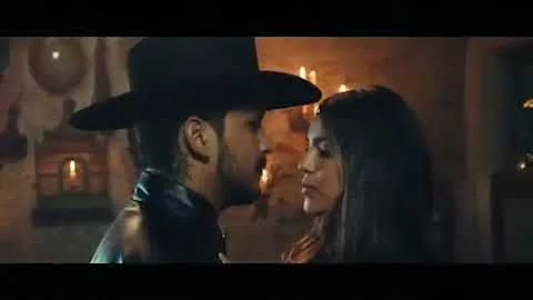 Christian Nodal - Amor Toxico (Video Oficial)