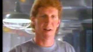 AIR OUT THE 10 BEST PUMP COMMERCIALS FROM THE '90s - The