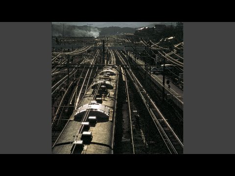 YouTubeで片道切符の歌を視聴