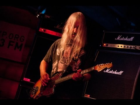 Dinosaur Jr. - Forget The Swan (Live on KEXP)