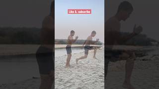 Trening szybkości na piasku 🏃🏝️#krótki #fitness #bieganie #poradnik #sportowiec