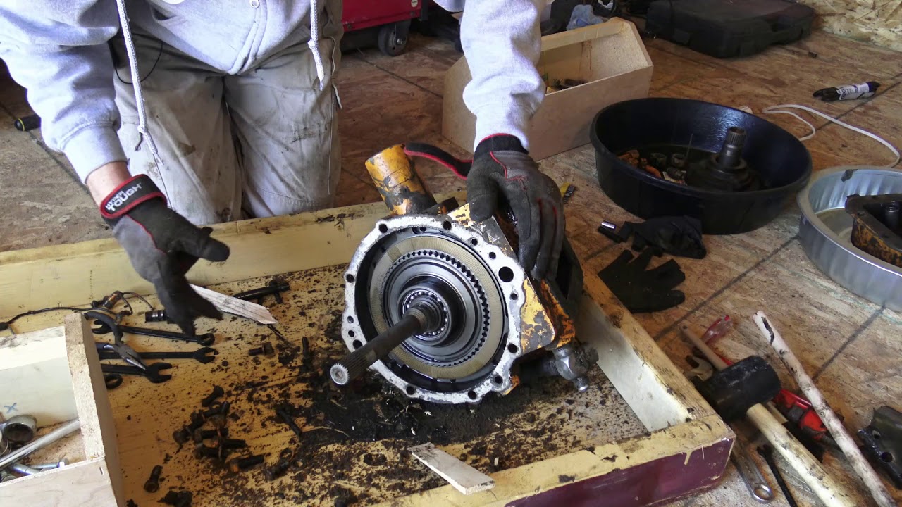 Backhoe Transmission Guts What's inside of this transmission YouTube
