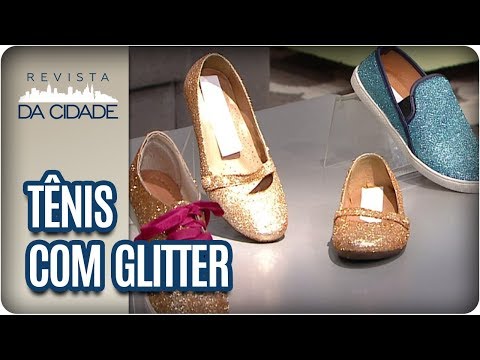 Vídeo: Como limpar solas de sapatos