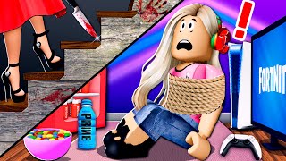 I Was TRAPPED In A SECRET GAMING ROOM! (Roblox)