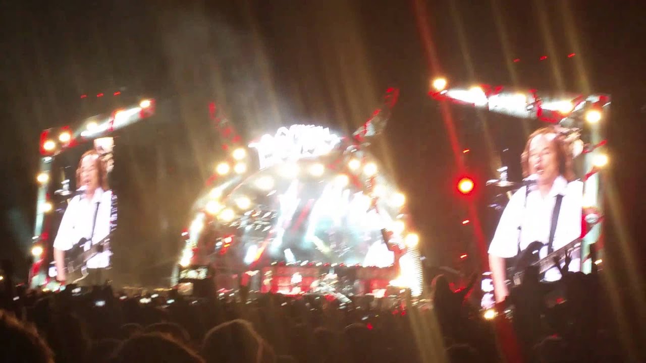 AC/DC - YouTube