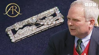 'Most Wonderful' Art Deco Brooch Worth Four Figures | Antiques Roadshow