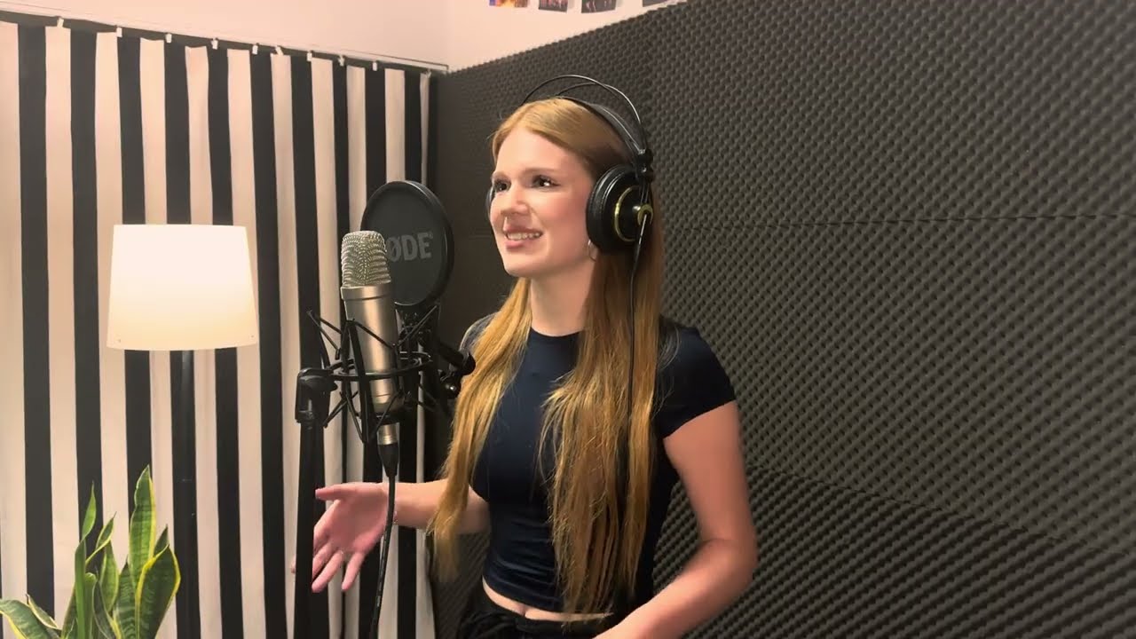 LENA GĘBORYS - Hi Fi Superstar (cover)