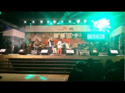 陶瓷娃娃 - Robynn & Kendy ( 饑饉三十 2013 )