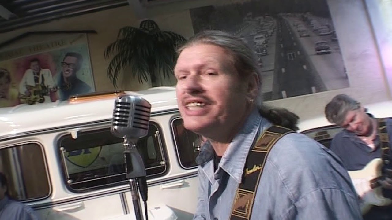 East & West Rockers - Mona Lisa, rock and roll (official music video rock 'n roll)