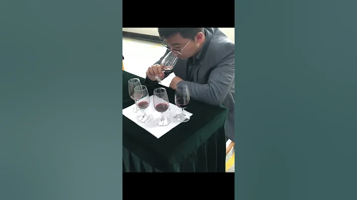 #酿酒师证 #酿酒师  全国各地学员齐聚烟台帝伯仕参加酿酒师学习培训考证。 - 天天要闻