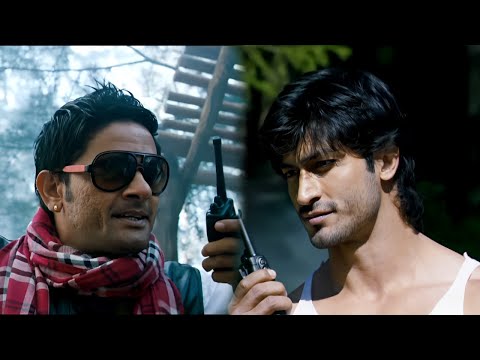 COMMANDO SCENE अगर असल मर द ह त अक ल आकर म झस लड Vidyut Jamwal Bolly Shorts 