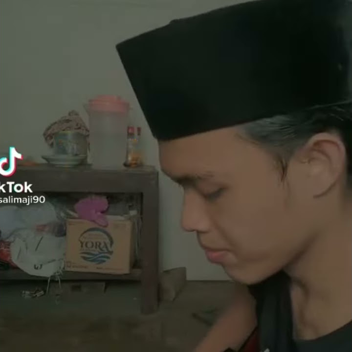 STORY WA || SHALAWAT SYAIKHHONA cover gitar.