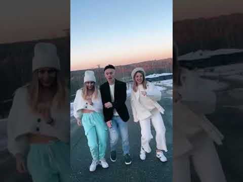 Как их зовут?