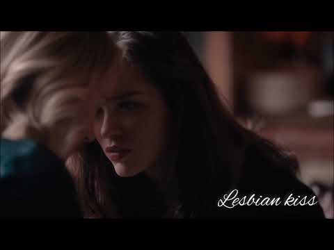 #lesbiankissH,#bachhop,#lesbiankiss,#phimles, #leskissscene Naomi