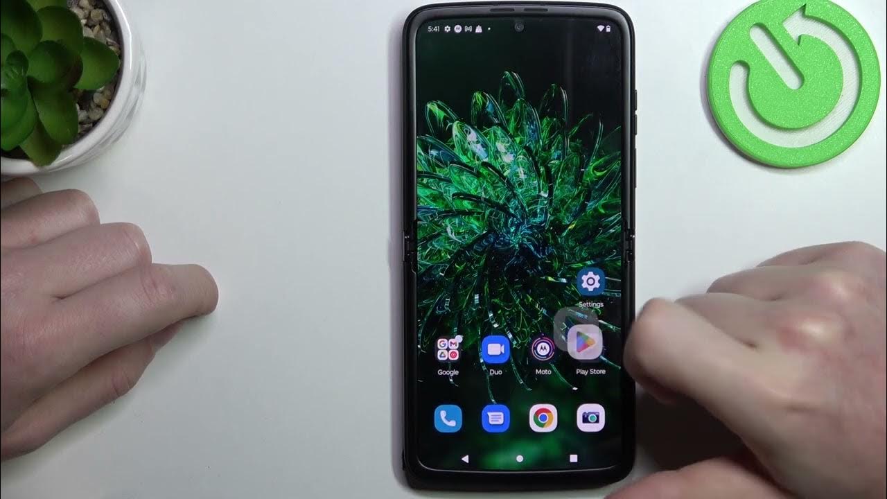How to Fix Network Issues on MOTOROLA Razr 2022 Remove Connection
