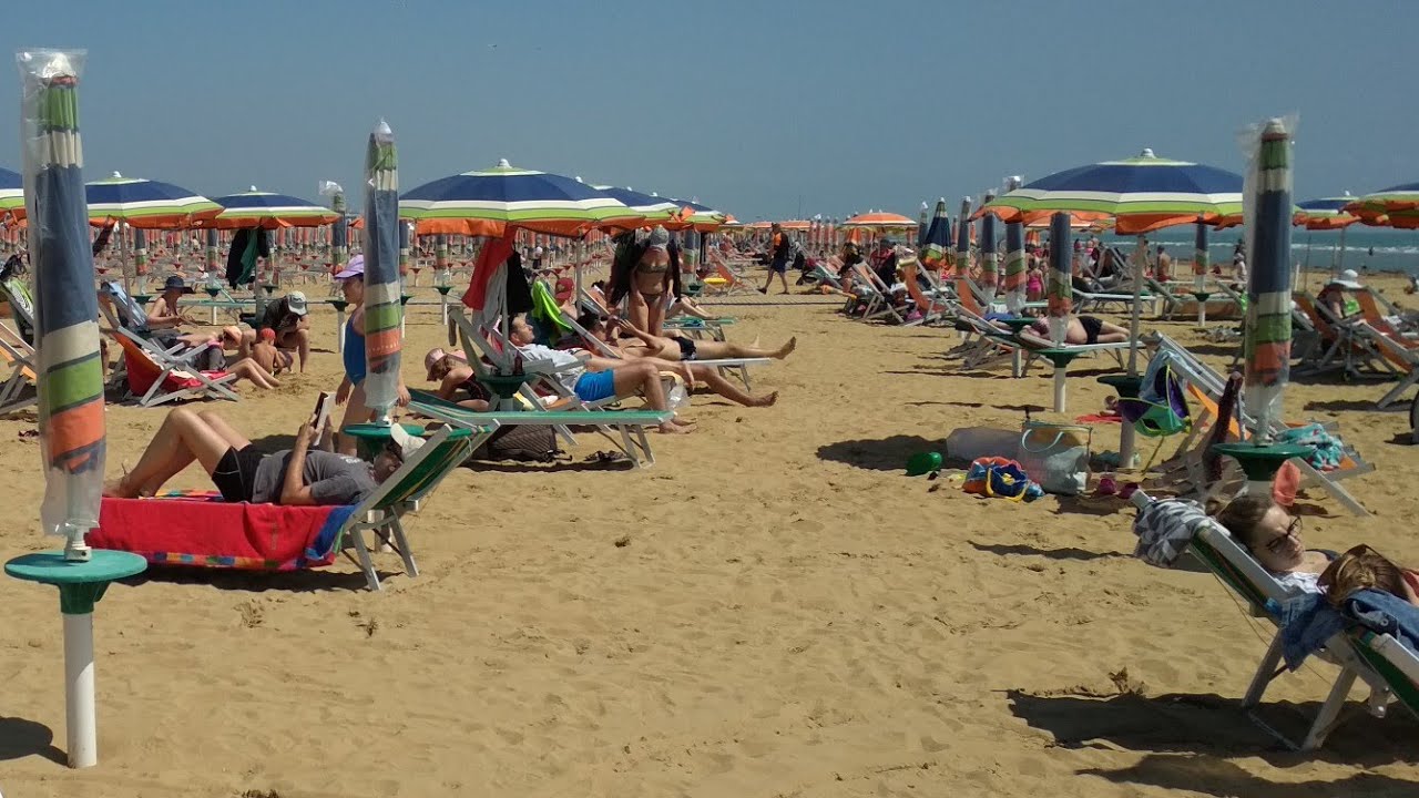 Bibione ITALIA - plaża we Włoszech - YouTube