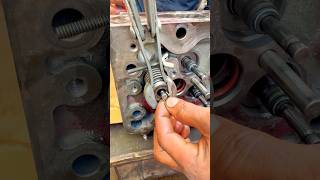 Valve Springs Lock Fitting Hacks #valve #shorts #youtubeshorts #skills #automobile