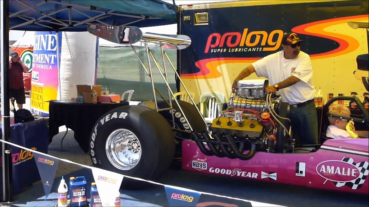 Top Fuel Dragster World Cup Champion Loud Engine Sound Breaking Ears
