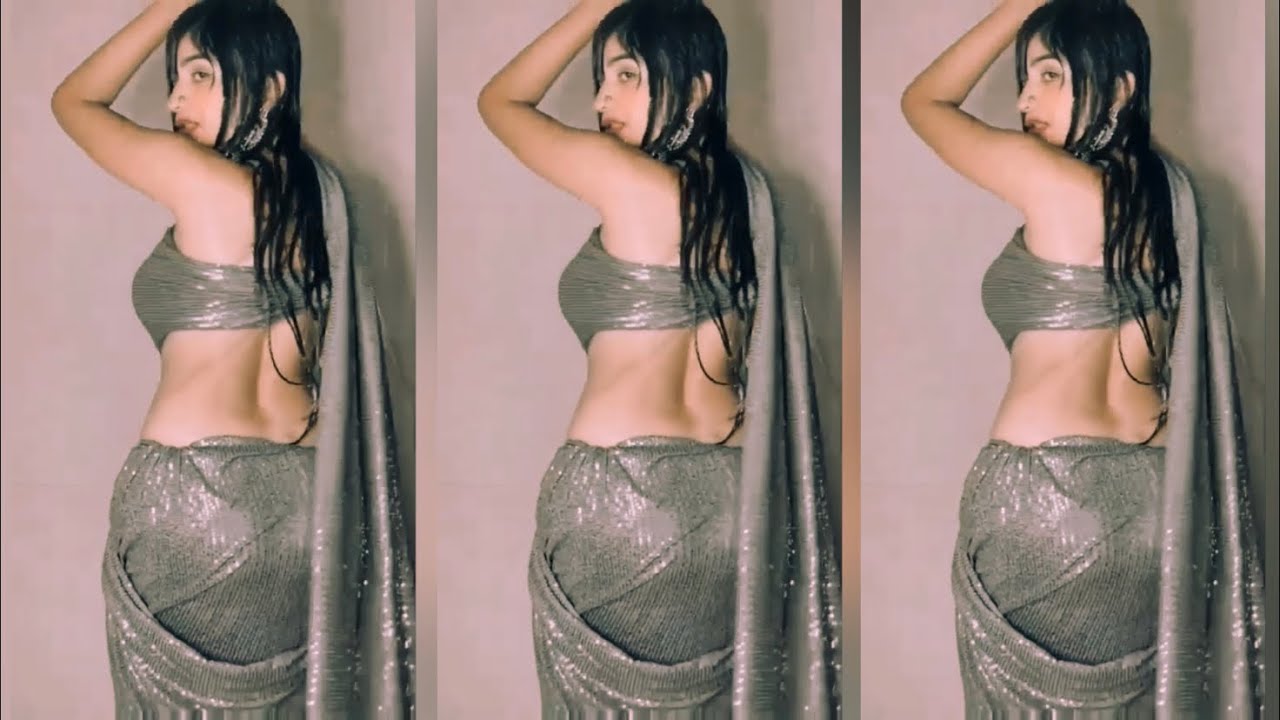 Wet Hot Dance In Saree   Dancing In Old Song Hot    Trending  Viral  Hot  Saree