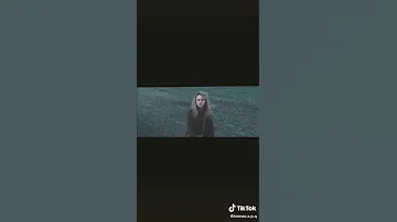 الجندي الذي نجا من الحرب مات في إمرأة 