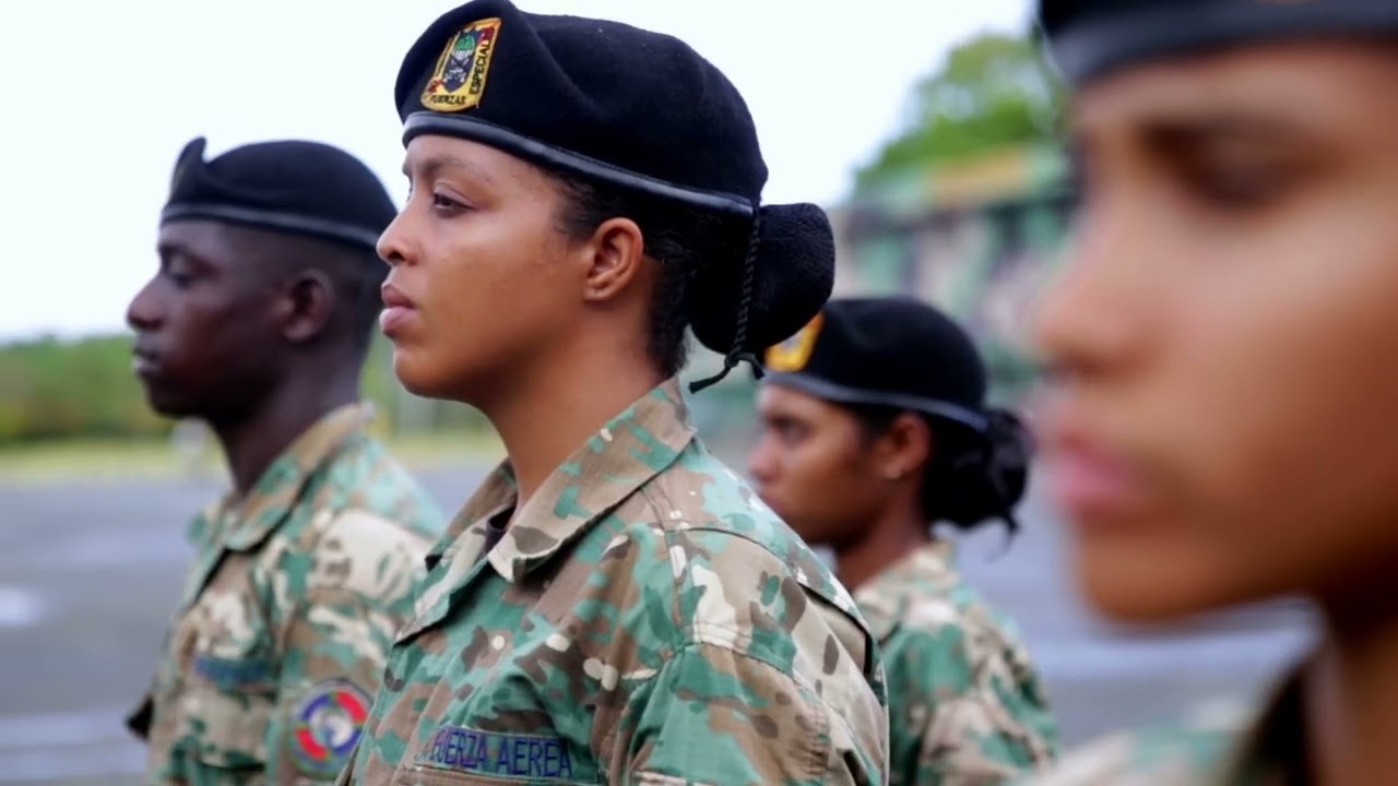 Felíz Día Internacional de la Mujer 🚁🇩🇴